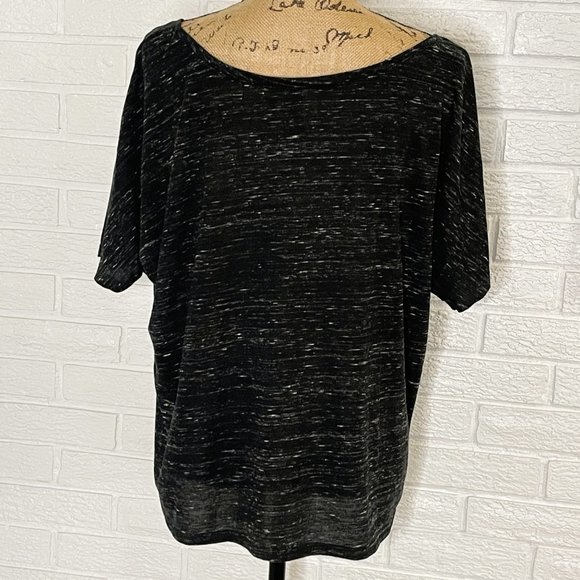 Bella | Black Oversized T-Shirt | Size Large - Picture 4 of 5